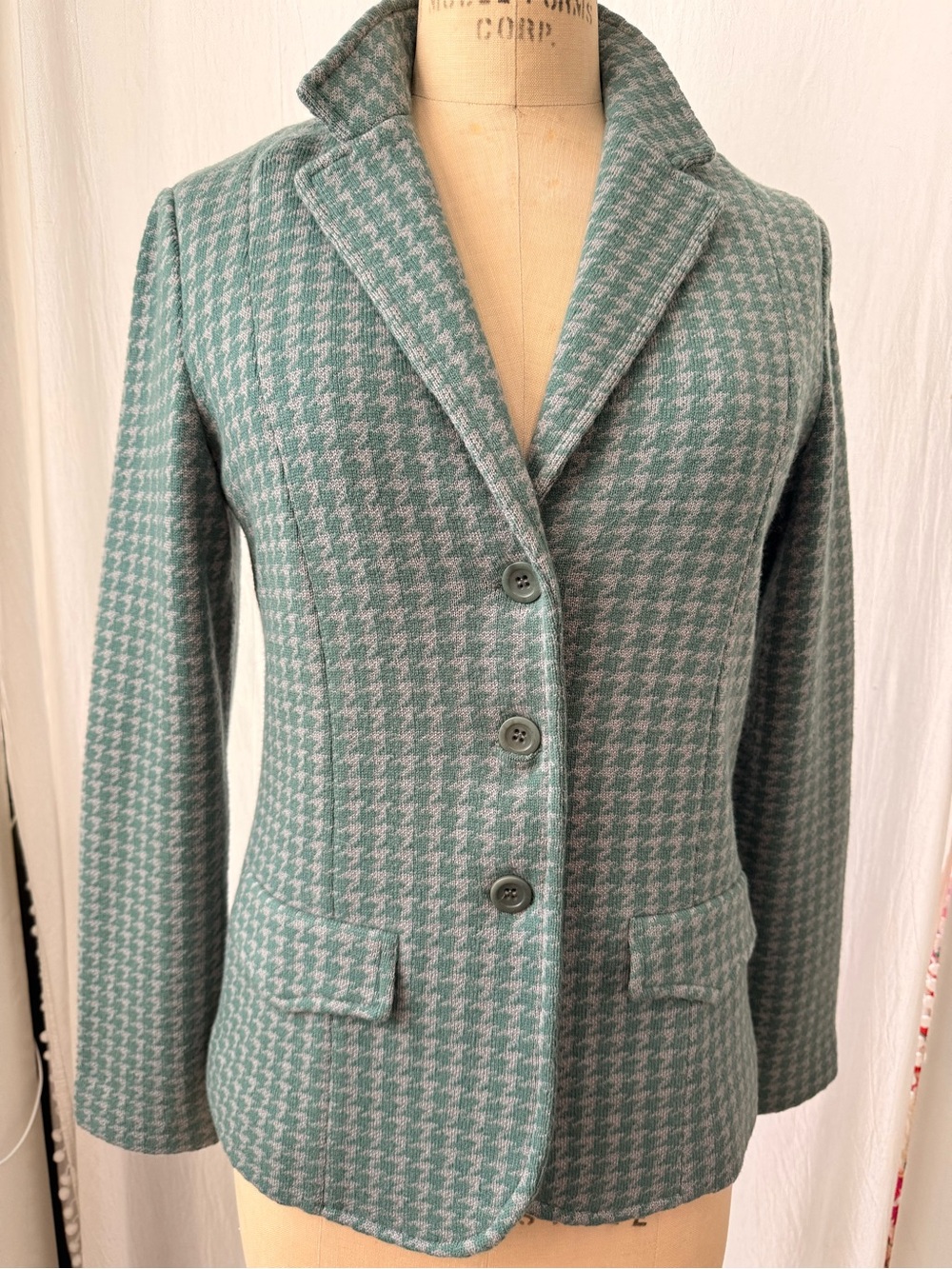 Amina Rubinacci, Wool/Cashmere Knit Houndstooth Jacket, Italy EU 42 (US L)